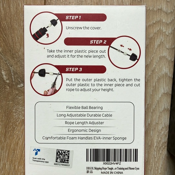 Portable home gym includes Jump rope, ab roller and bands. All new in packaging - Picture 3 of 6